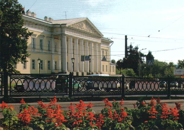 Музей заповедник горнозаводского дела (Горное управление тагильских заводов Демидова). Построено в 1833 г.