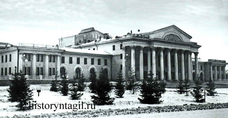 Дворец культуры имени И.В. Окунева. 1960-е годы