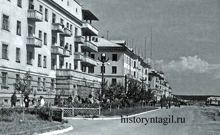 Улица Сталина (пр-т Вагоностроителей) в Дзержинском районе (фото 60-х гг.)