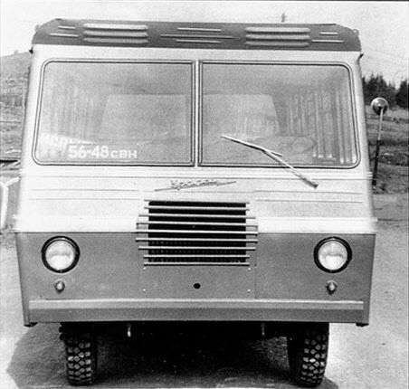 Серийный "Уралец-66", вид спереди (фото 70-х гг.)
