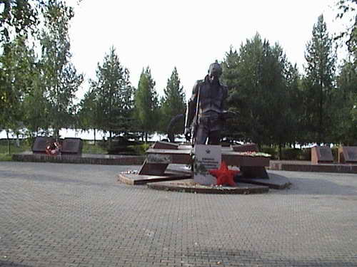 Памятник воинам, погибшим в локальных войнах