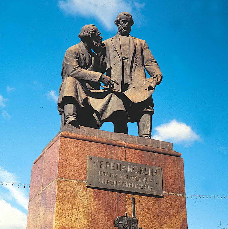 Памятник Ефиму и Мирону Черепановым